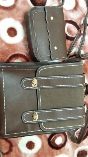 Order Cặp sách kèm túi đeo chéo da PU sẵn màu cà phê | BigBuy360 - bigbuy360.vn