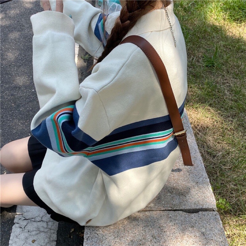 Áo sweater Polo Huzca sọc ngang tone lạnh style Hàn Quốc
