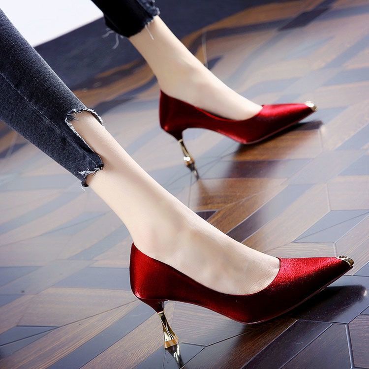 Mid-heel pointed toe shoes women's stiletto red dress toe high heels 7cm