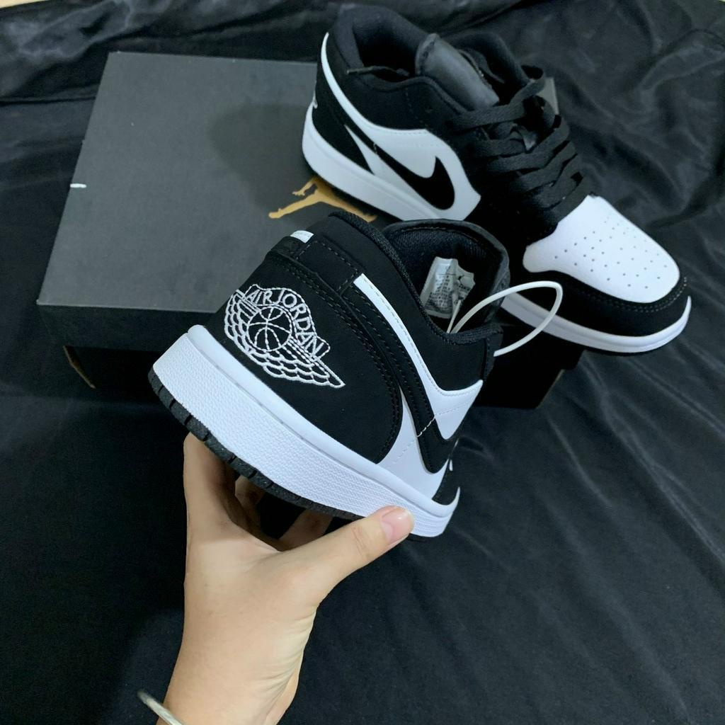 Giày Thể Thao Jordan 1 Cổ Thấp Màu Ghi Xám Nam Nữ