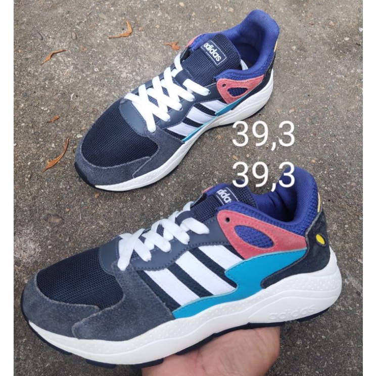 giày thể thao adidasssss 2handdd chính hãng độ mới cao , bao chính hãng , phối màu đẹp bao chính hãng. size 39,3