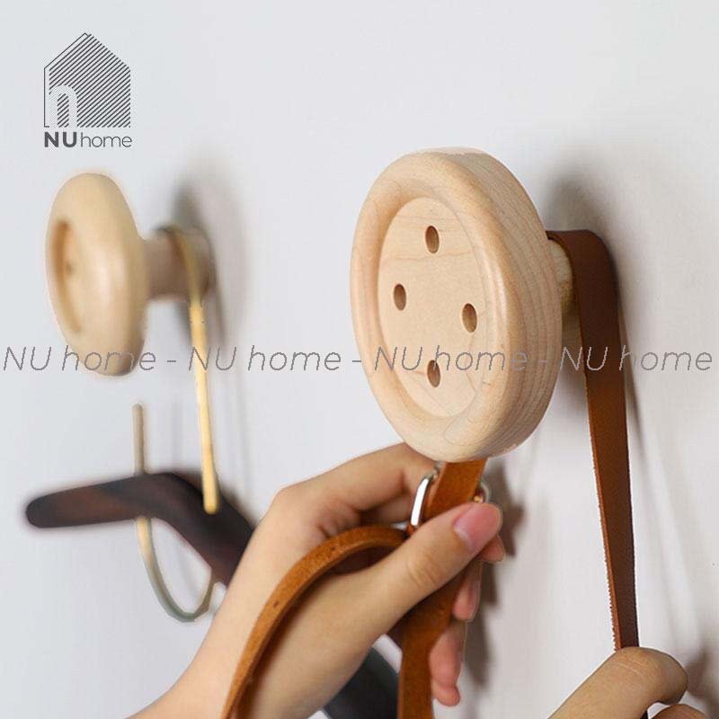 nuhome.vn | Móc gỗ treo đồ hình nút áo, thiết kế mộc mạc, trang trí mảng tường phong cách độc đáo