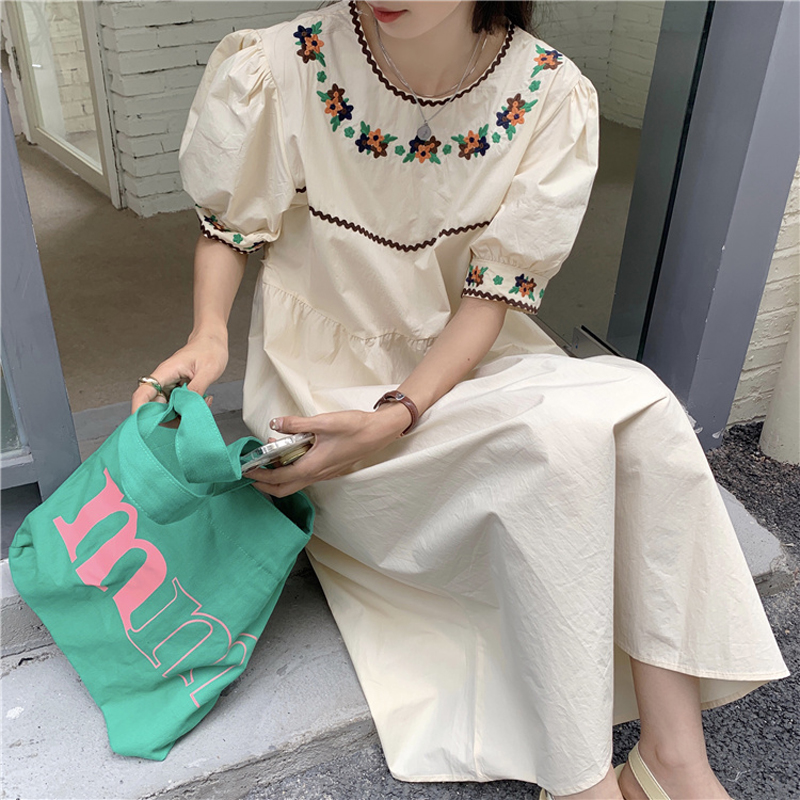 Đầm ôm Dáng Dài Thêu Hoa Phong Cách Vintage 2021
