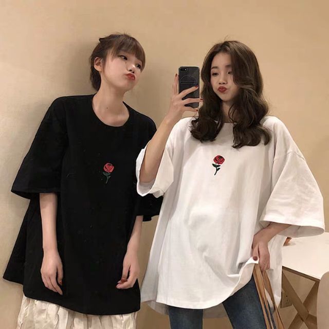 Áo phông ullzang hoa hồng