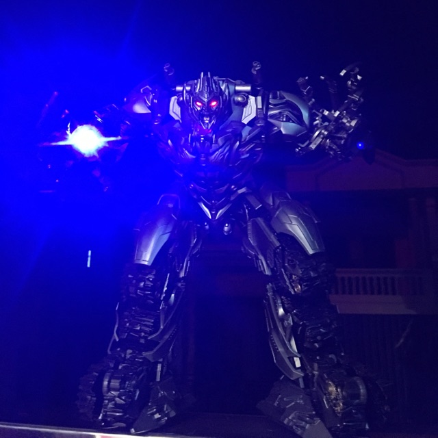 Mô hình megatron LS06 BMB Transformers