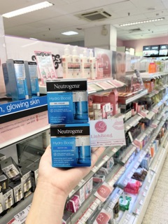 KEM DƯỠNG ẨM NEUTROGENA HYDRO BOOTS 50ML