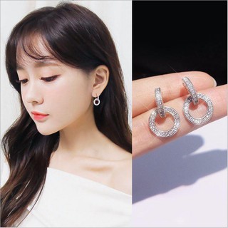 Khuyên tai bạc 925 đá sáng sang trọng.