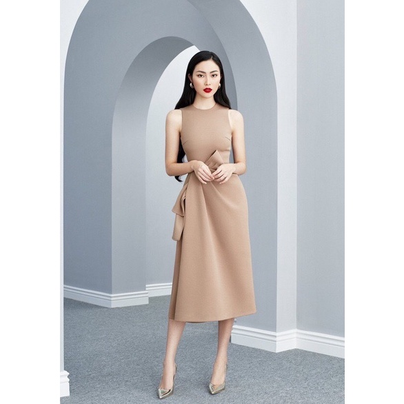 SOFIA DRESS BY CHAMS- Đầm Xòe Kiểu Sát Nách Xếp Ly Nơ Eo