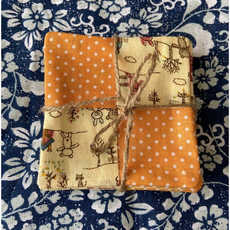 (Giá lấy tương tác) Little Cheese Fabric - Lót ly handmade bằng vải cotton tông vàng