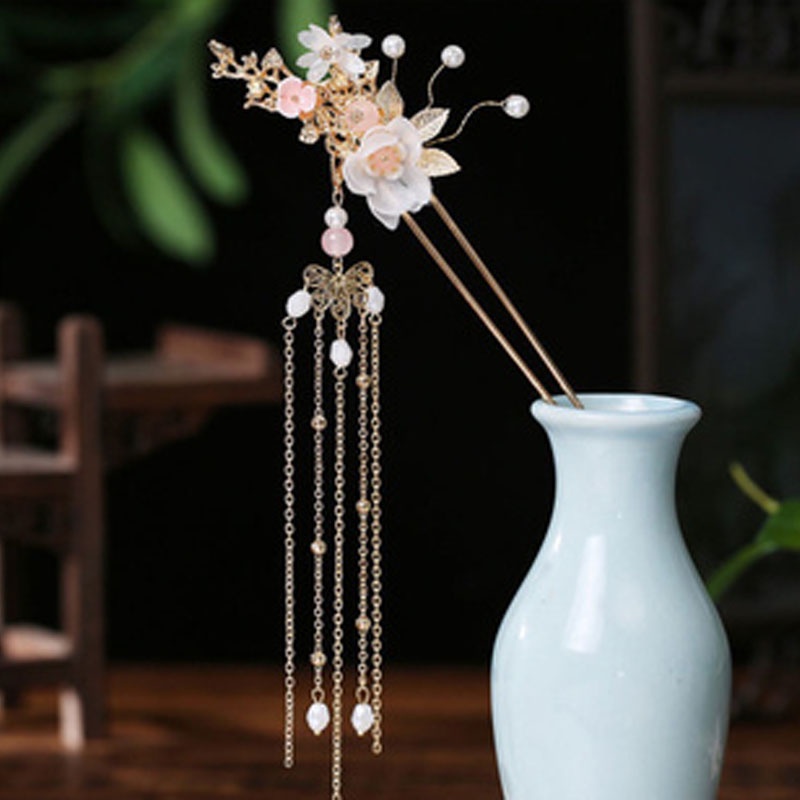 3 nữ trang tua rua đính kim cương nhân tạo sang trọng cho cô dâu