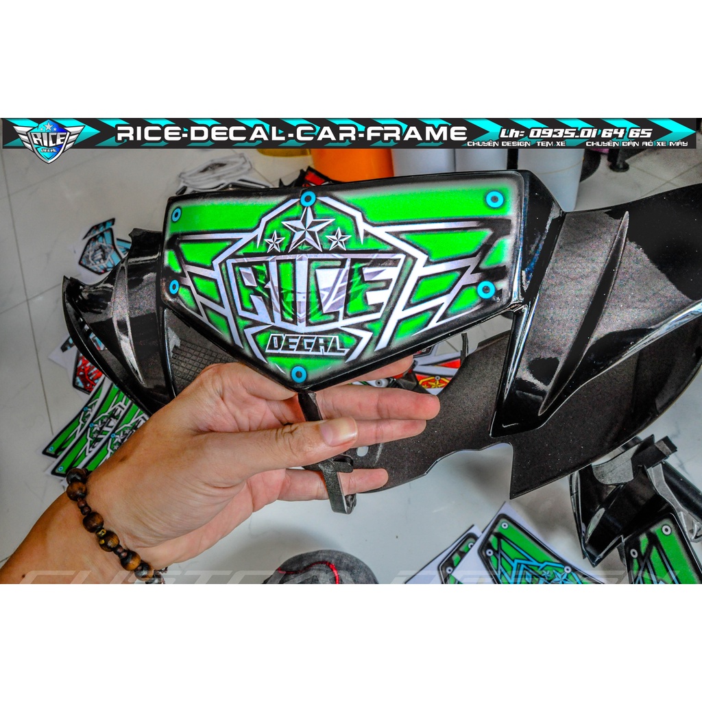 Tem Dán Hộp Đầu Sirius Sihello Đen Logo Rice decal