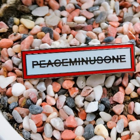 Pin cài áo PEACEMINUSONE GDragon BIGBANG