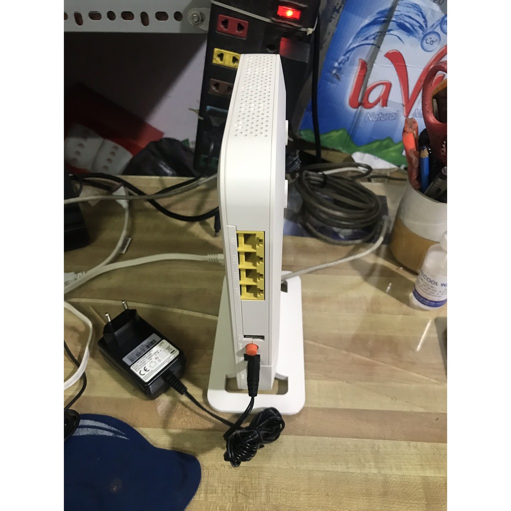 Modem cap quang Gpon FPT dual band model G-97RG6M như hình, sản phẩm qua sử dụng, ngoại hình đẹp