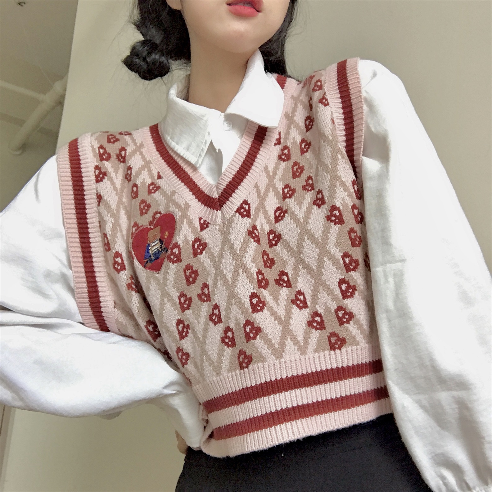 Áo Len Không Tay Cổ Chữ V Thêu Hình Gấu Dễ Thương Phong Cách Hàn Quốc Dành Cho Nữ