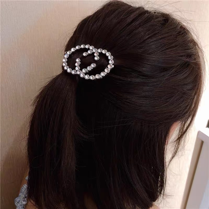 Kẹp mái gucii đính đá siêu sang chảnh