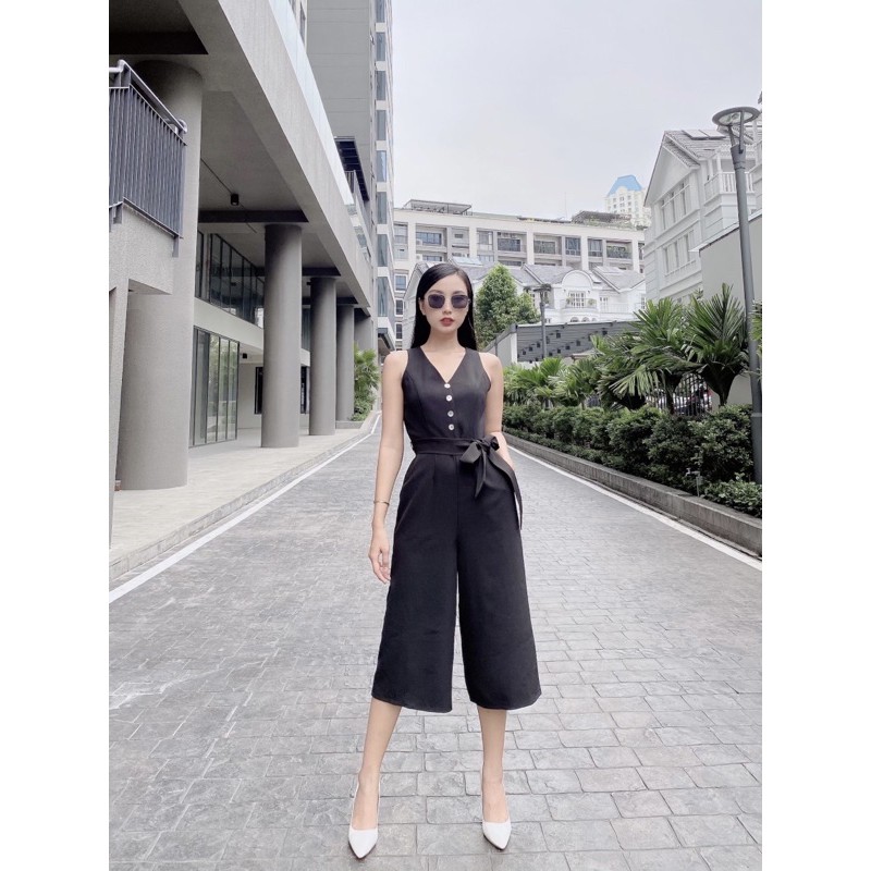 [Mã BMINC50 giảm 50K đơn 150K] Jumsuit Ống Xuông Cổ V Sát Nách CQA Boutique CQA0021 Màu Đen Chất Liệu Laguna Quyền Lực