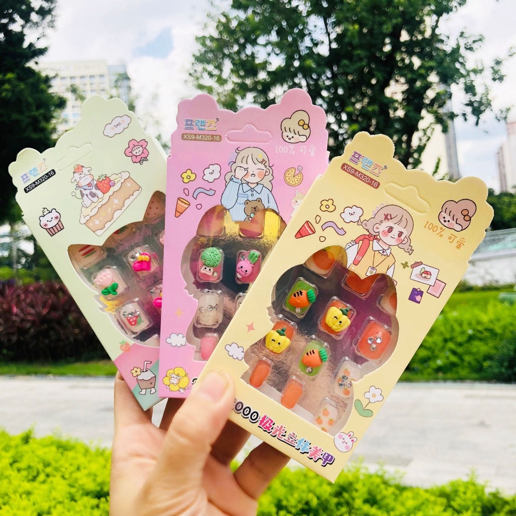 Set 12 Móng Tay Giả Có Đính Họa Tiết Độc Đáo (Có keo dán sẵn dưới móng) Cho Trẻ Em