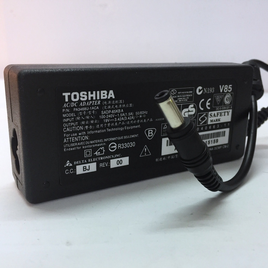 [SALE] Sạc Toshiba chân thường 5.5mm x 2.5mm zin theo máy dùng cho Toshiba Satellite bảo hành 12 tháng