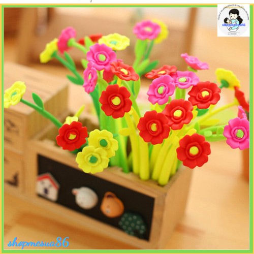 Sỉ Bút nước bông hoa dễ thương, viết đậm lại còn thơm