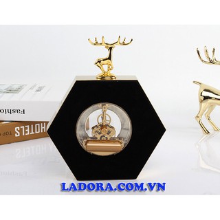 Đồng Hồ Để Bàn Đẹp DHB06