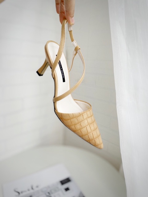 SANDAL SLINGBACK CAPELLA  MŨI NHỌN GÓT 7P