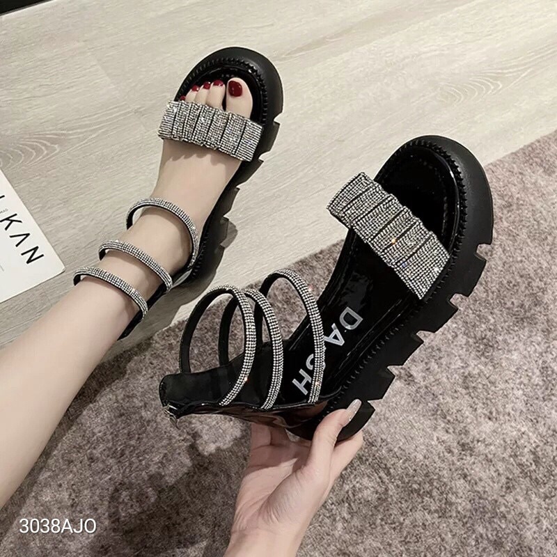 Giày sandal khoá sau đính đá
