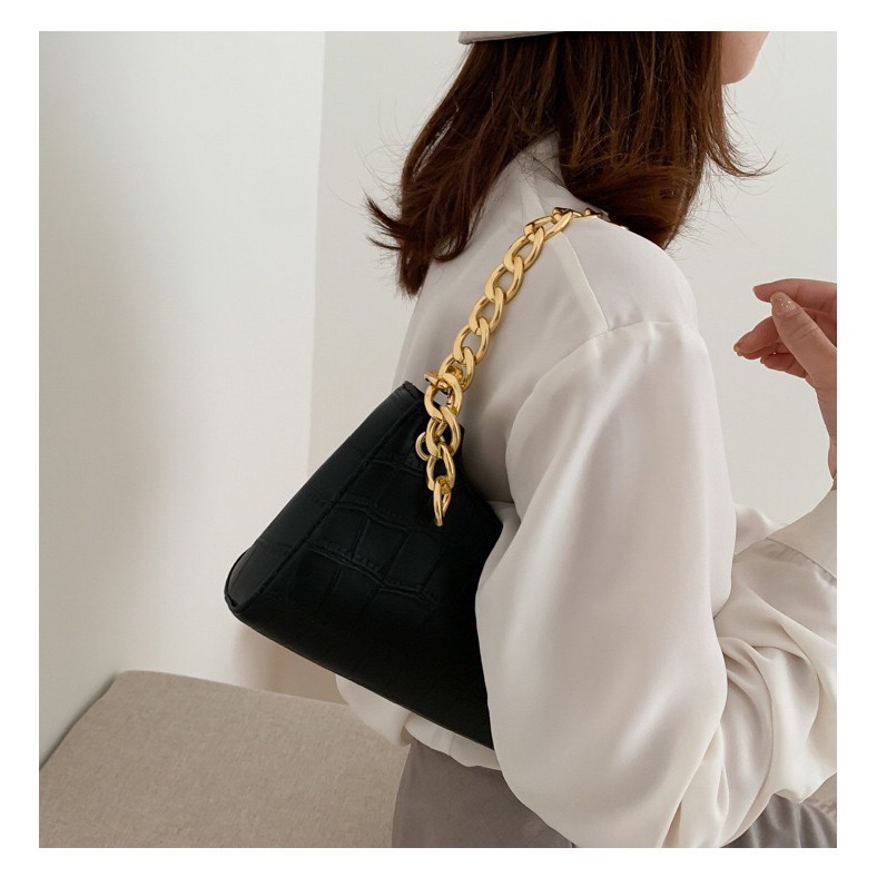 Túi xách nữ 👑FREESHIP 50K👑 Túi xách nữ dây xích bản to kiểu dáng mới lạ 2020 7163 | BigBuy360 - bigbuy360.vn