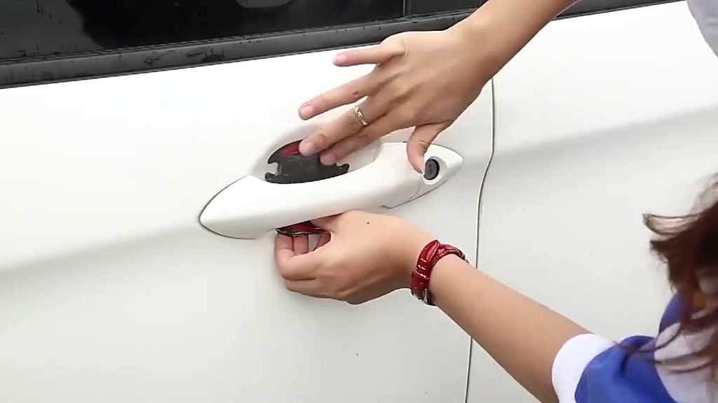 Set 8 miếng dán tay nắm cửa xe hơi phản quang 3D kết cấu sợi carbon | BigBuy360 - bigbuy360.vn