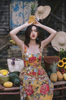 Đầm hoa dây đan chéo lưng