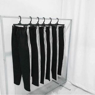 QUẦN BA SỌC ỐNG SUÔNG UNISEX
