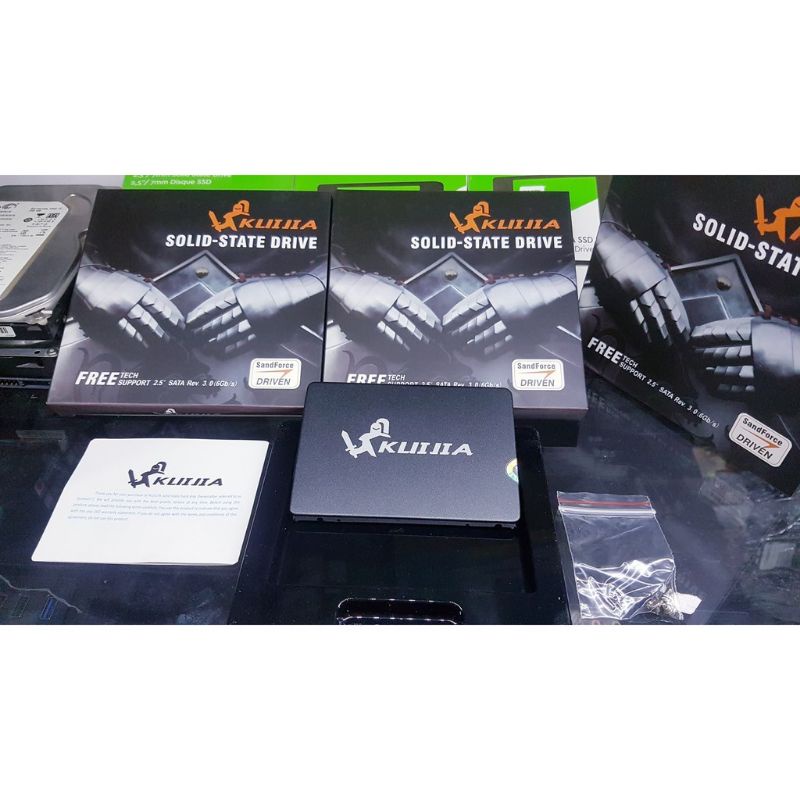 Ổ đĩa Ssd tốc độ cao và ram 4gb