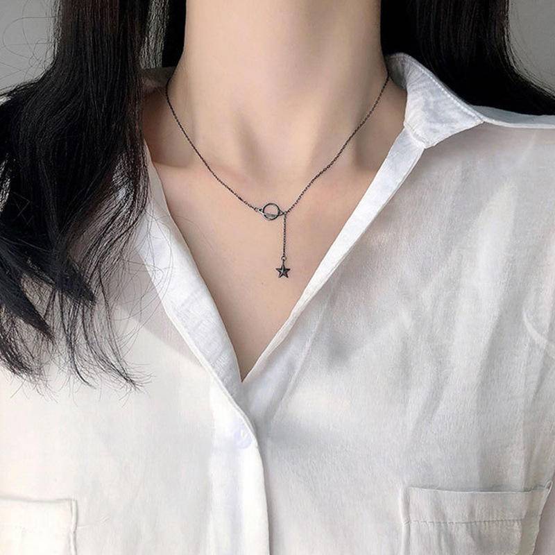 Vòng Cổ Choker Nữ Ngắn Mặt Hình Hành Tinh Vũ Trụ Màu Đen Phong Cách Punk Làm Quà Tặng Cho Nữ