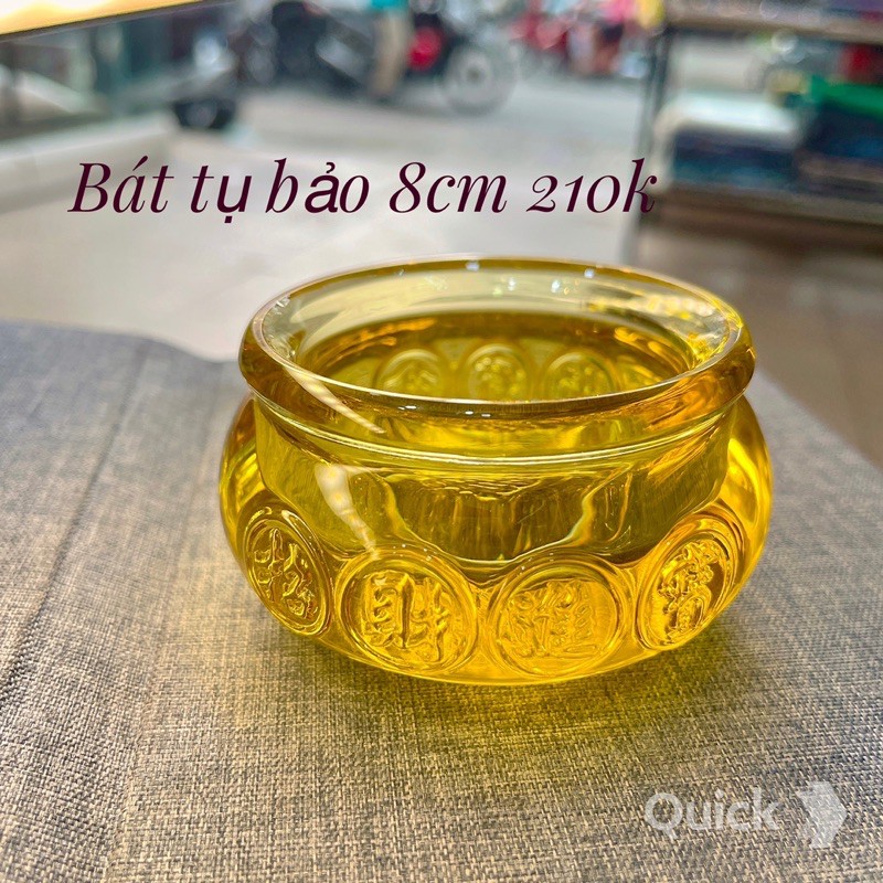 Bát tụ bảo và thỏi vàng kèm theo