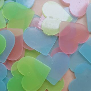Sỉ 10 túi Tim dạ quang ( Túi 100 tim + miếng dán )