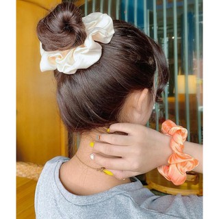 CỘT TÓC SCRUNCHIES MÀU TRƠN VẢI LỤA PHI BÓNG