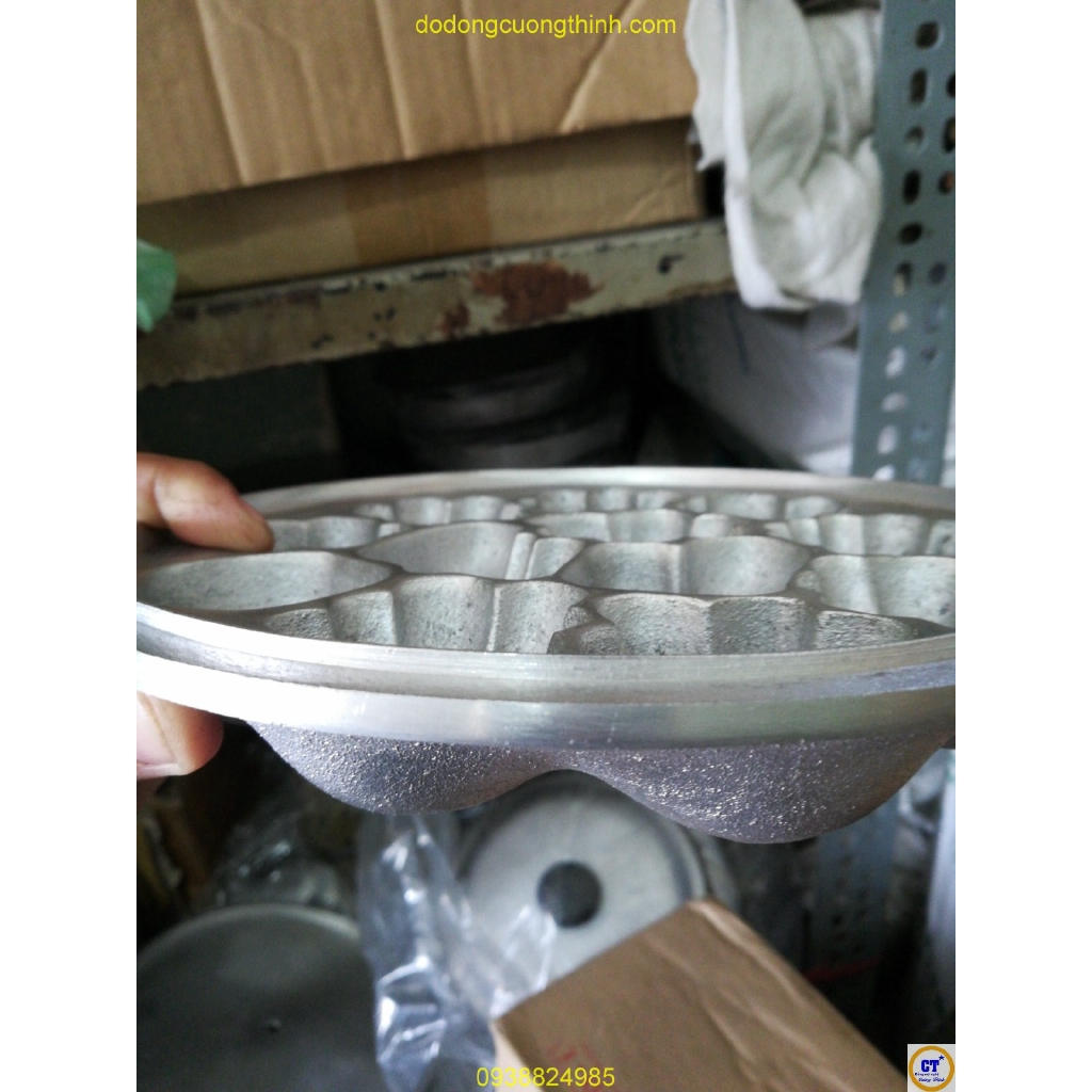 Khuôn bánh thuẫn bánh bông lan nhôm dày CT
