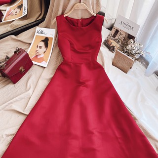 ĐẦM XÒE MIDI ĐỎ SÁT NÁCH