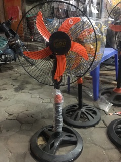 Quạt điên cơ giá rẻ 180k