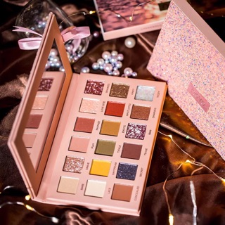 Bảng phấn mắt NoVo CINDERELLA 18 ô