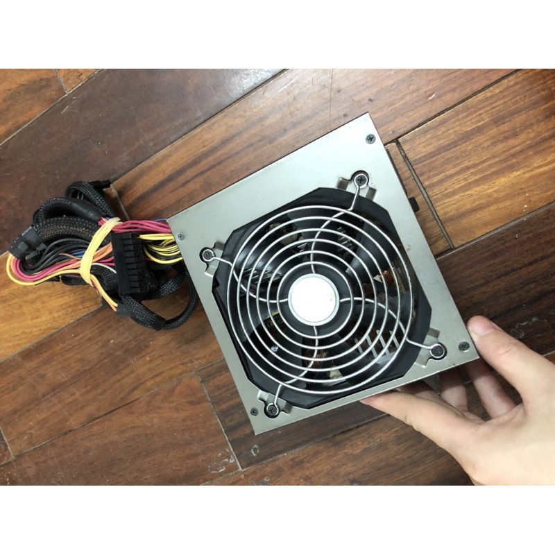 Nguồn Huntkey 550w có 2 đầu 8pin đã test kĩ