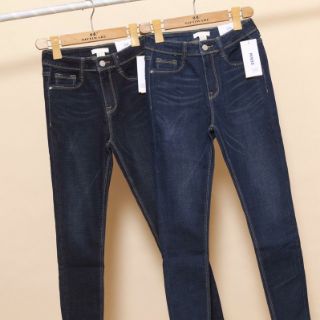 Jean dáng Skin chỉ nổi HM