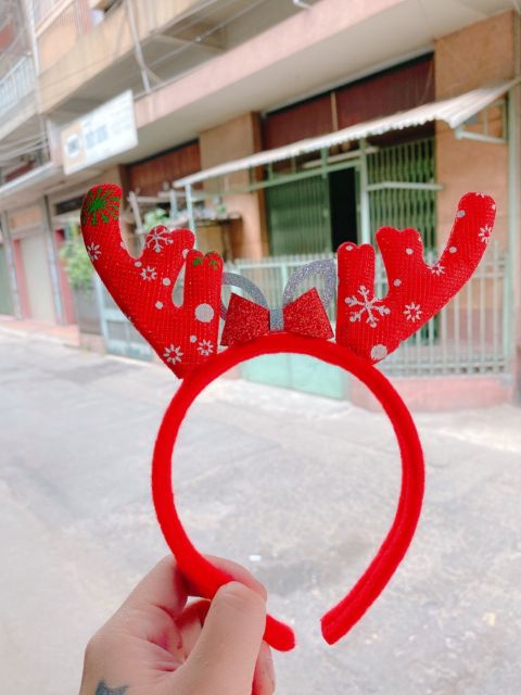 CÀI TÓC NOEL SỪNG TUẦN LỘC MẪU KIM TUYẾN