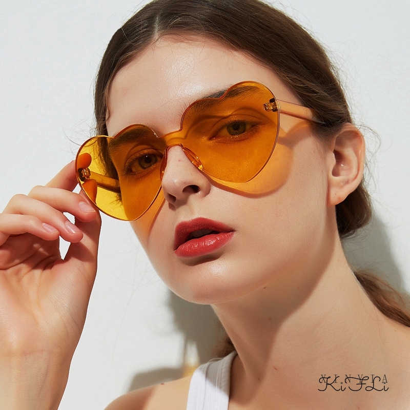 Kính Mát Hình Trái Tim Phong Cách Retro Thời Trang Độc Đáo