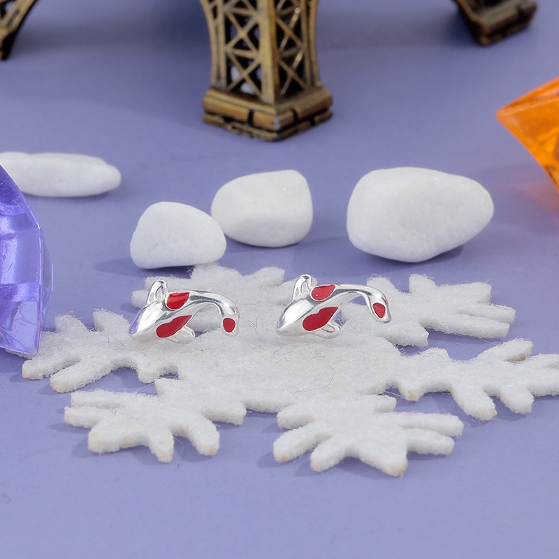 Bông Tai Hình Cá Koi Bằng Nhựa Mạ Bạc Thời Trang