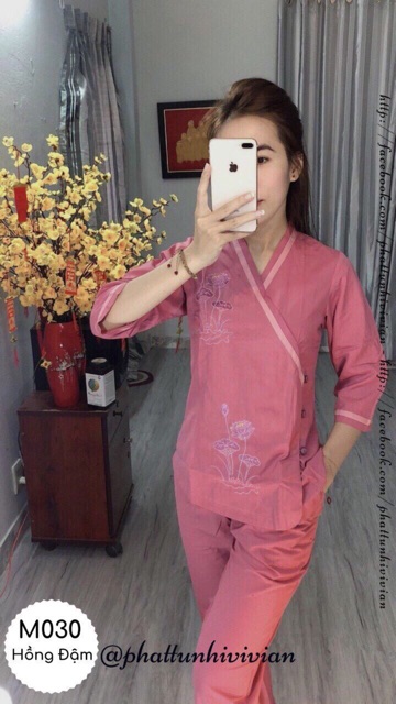 Mẫu tim viền, đồ lam đi chùa