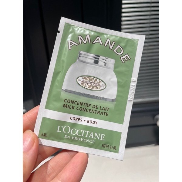 Sample kem dưỡng hạnh nhân Loccitane