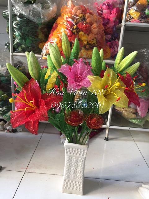 Lily bộ đất sét