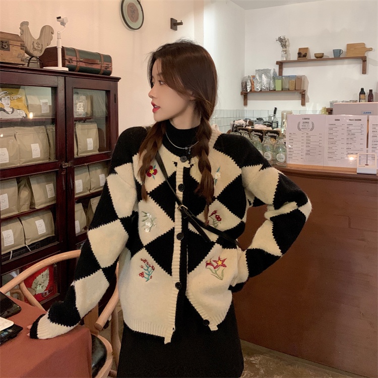 Áo khoác len LUHAZO cardigan nữ tay dài dáng rộng cổ tròn họa tiết kim cương thêu hoa phong cách Hàn Quốc G-12