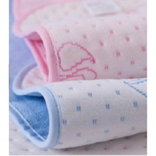 Miếng lót chống thấm 4 lớp