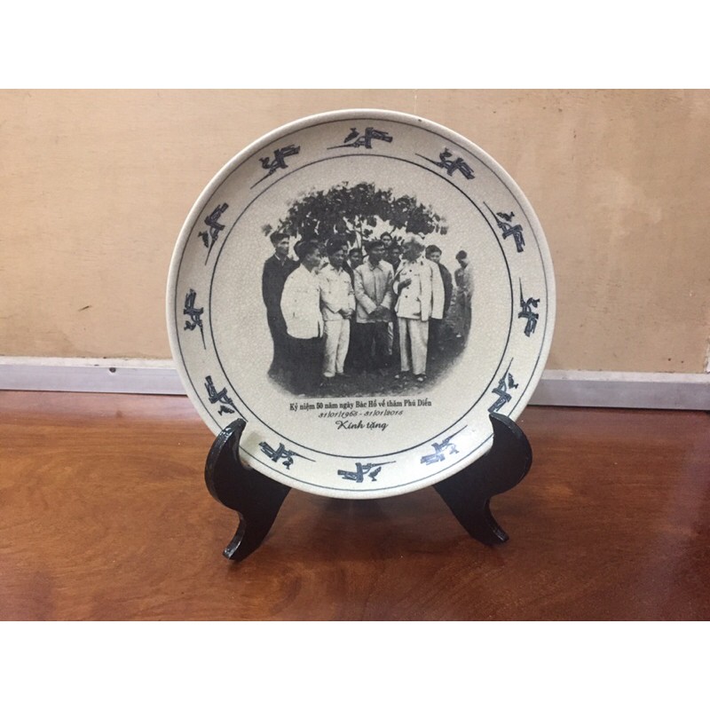 Chân giá để đĩa trang trí bằng gỗ